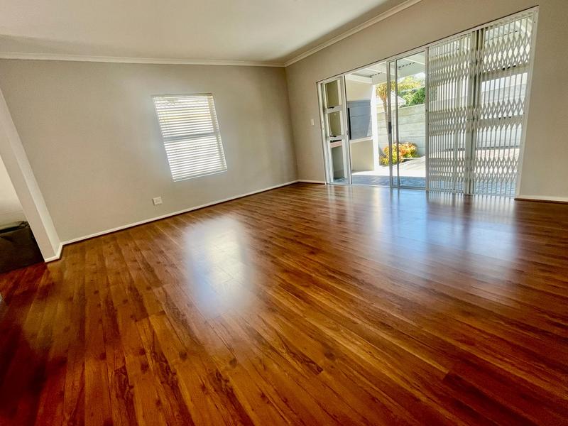 To Let 3 Bedroom Property for Rent in Sonstraal Heights Western Cape